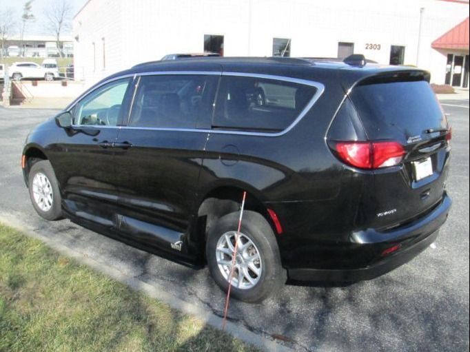 2020 CHRYSLER VOYAGER - Image 9