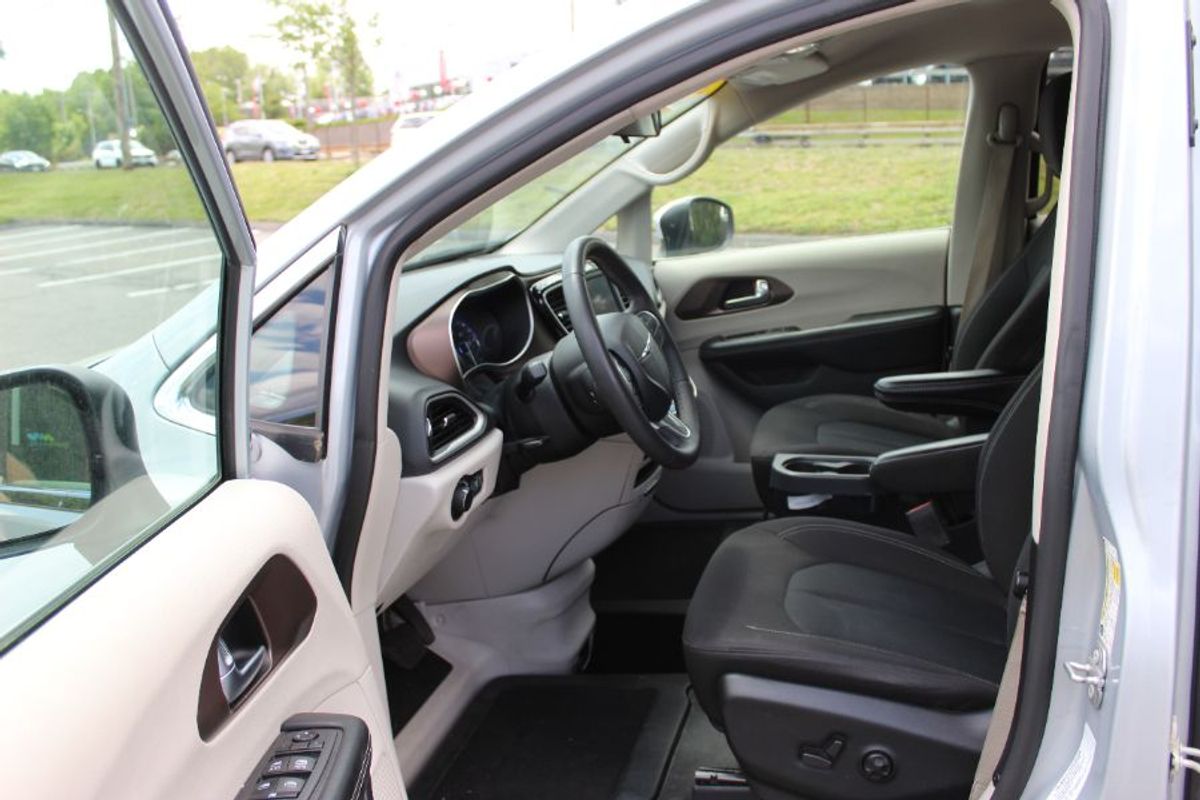 2022 CHRYSLER VOYAGER - Image 16