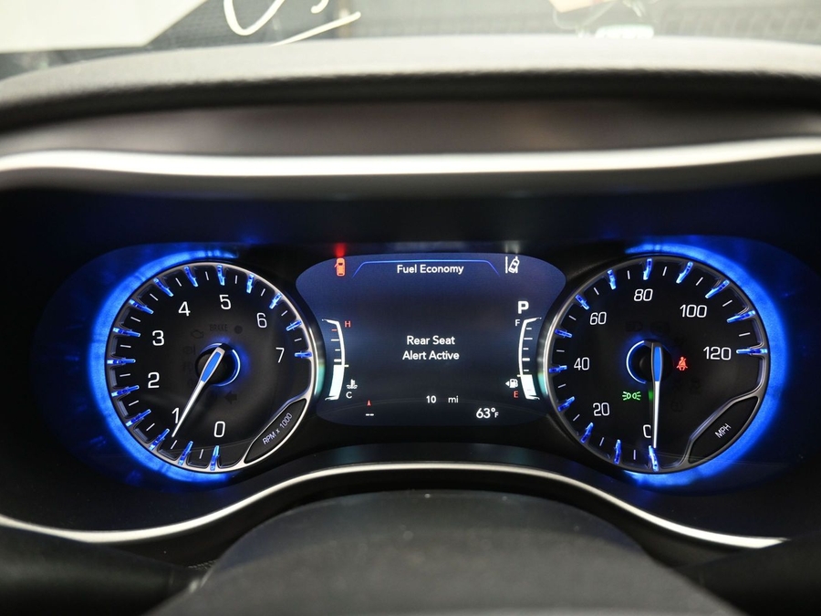 New 2026 Chrysler Pacifica Select Sport - BraunAbility Side Entry Entry In Floor Automatic Ramp