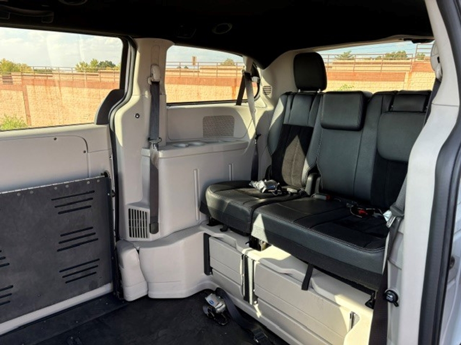 Used 2017 Dodge Grand Caravan SXT - BraunAbility Side Entry Fold Out Automatic Ramp