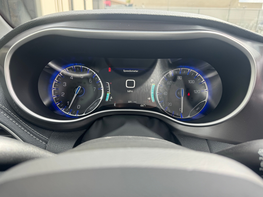 Red Chrysler Pacifica image number 10