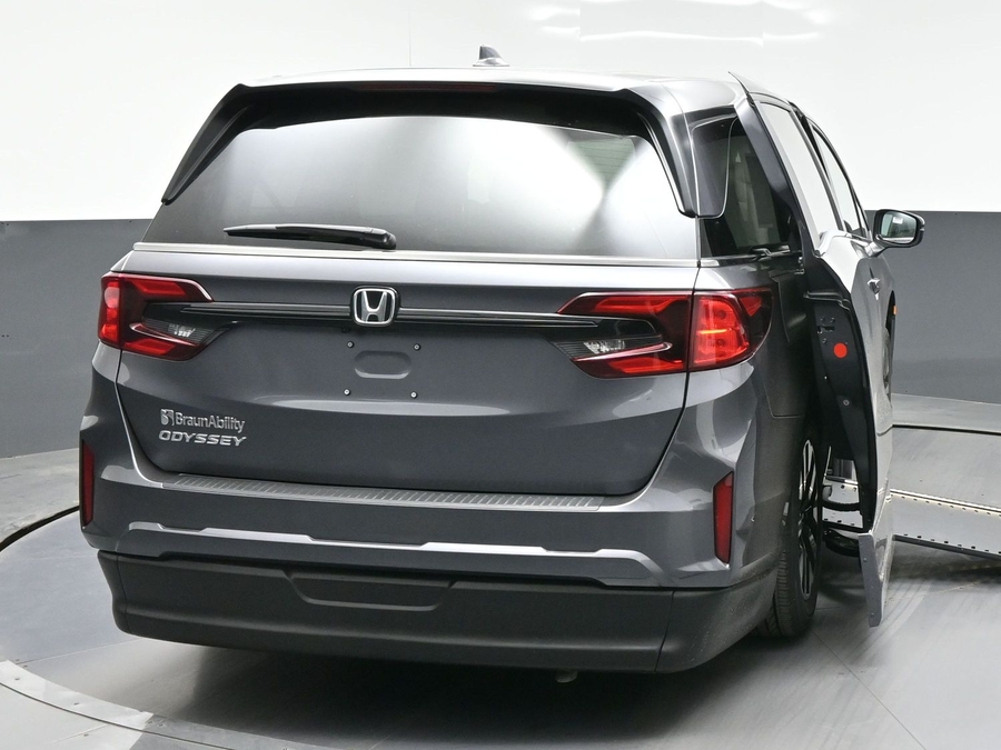 New 2026 Honda Odyssey EX-L - BraunAbility Side Entry In Floor Automatic Ramp