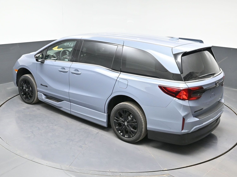 New 2026 Honda Odyssey Sport - BraunAbility Side Entry Entry In Floor Automatic Ramp