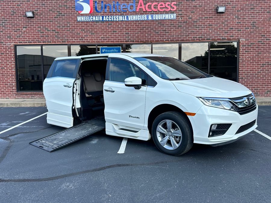 Used 2019 Honda Odyssey EX - BraunAbility Side Entry Entry In Floor Automatic Ramp