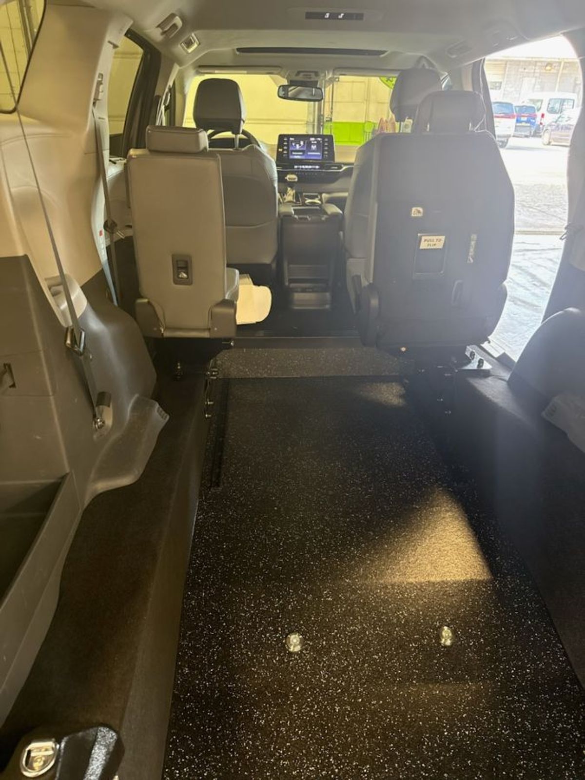 2024 TOYOTA SIENNA - Image 18