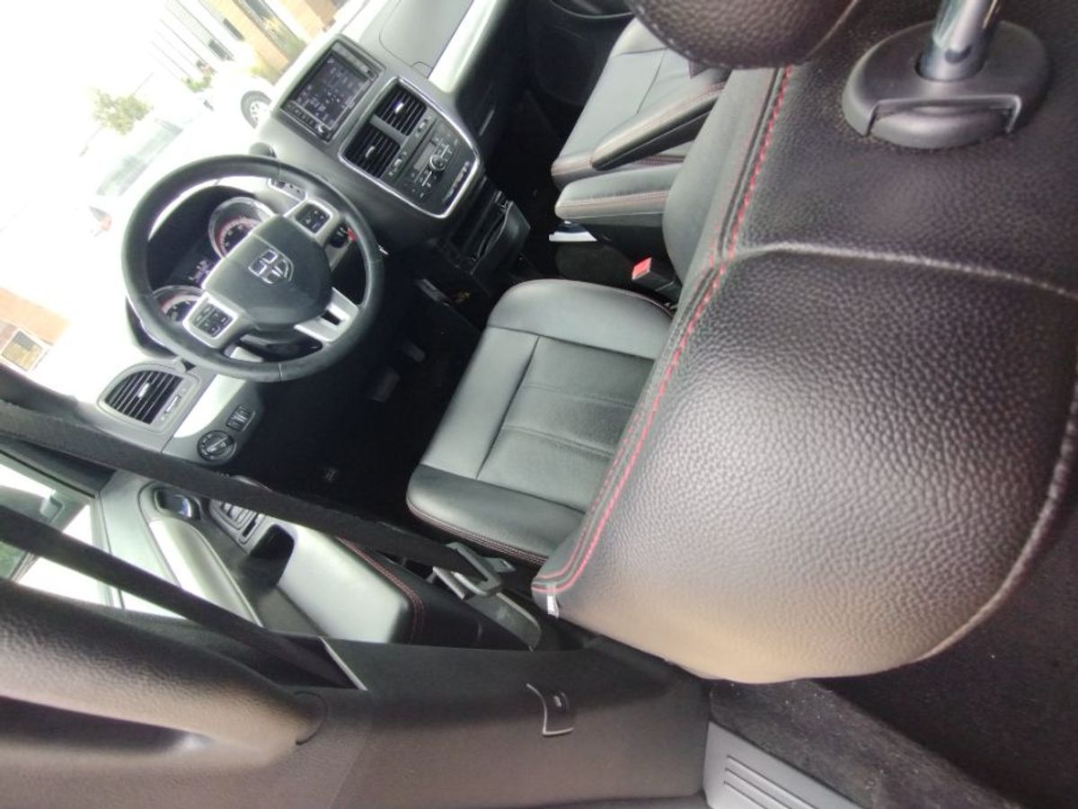 2019 DODGE GRAND CARAVAN - Image 2