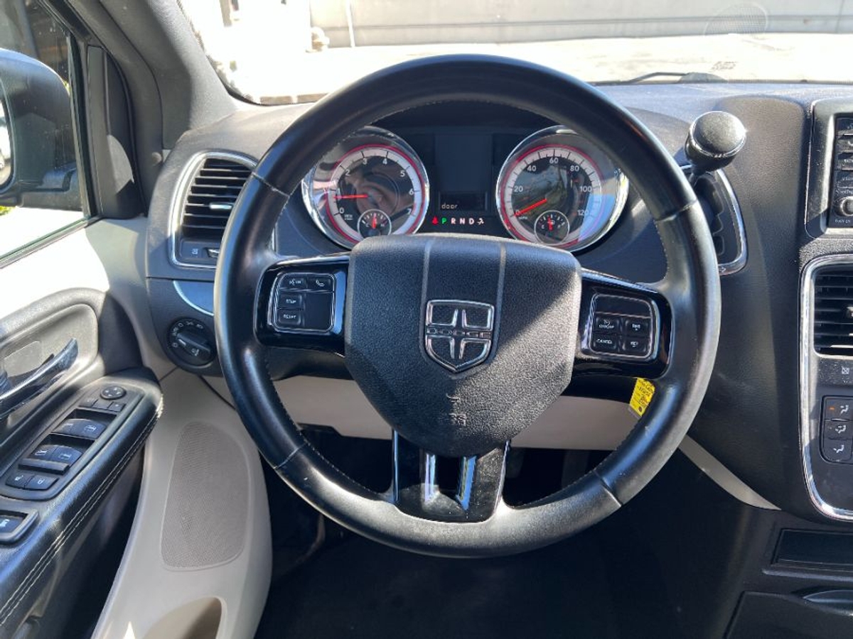 2019 DODGE GRAND CARAVAN - Image 10