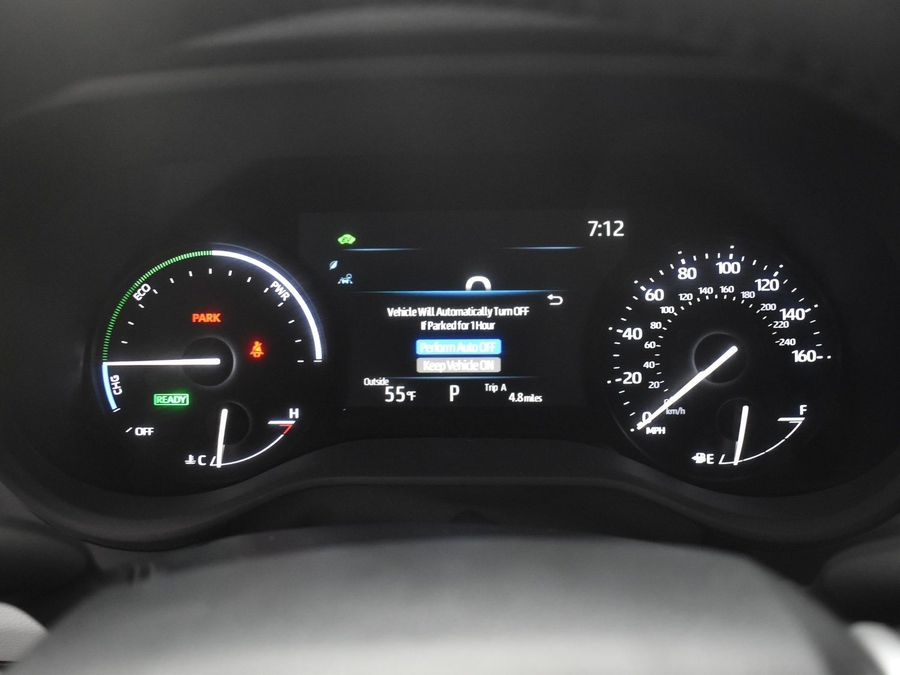 New 2025 Toyota Sienna Hybrid XLE Base - BraunAbility Side Entry Entry Fold Out Automatic Ramp