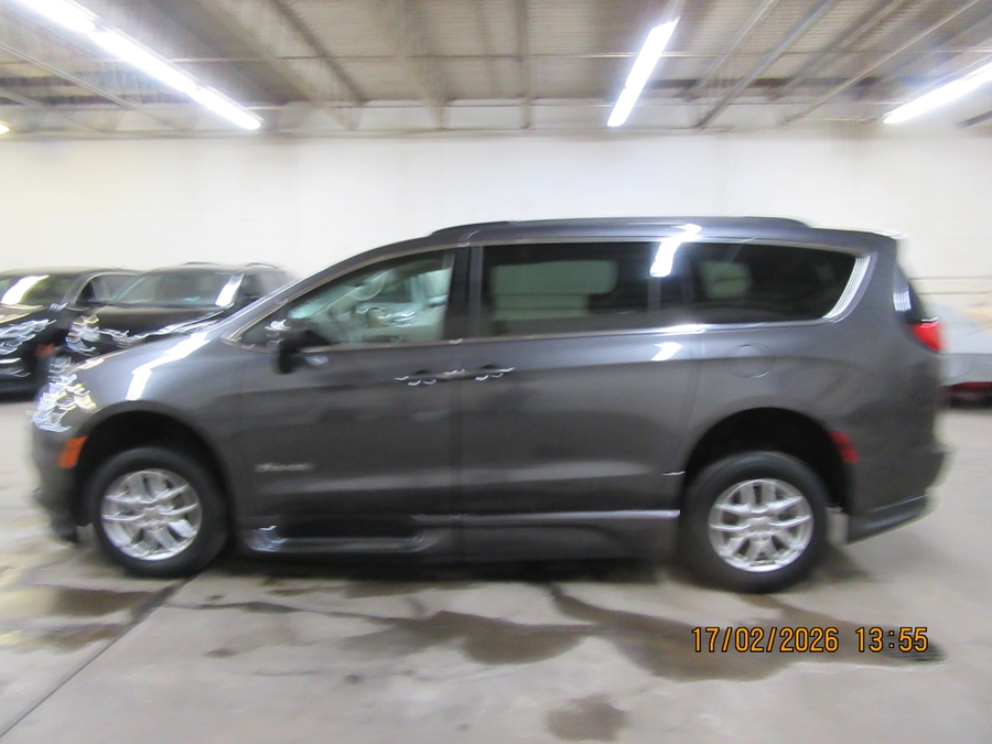 2021 CHRYSLER VOYAGER - Image 32