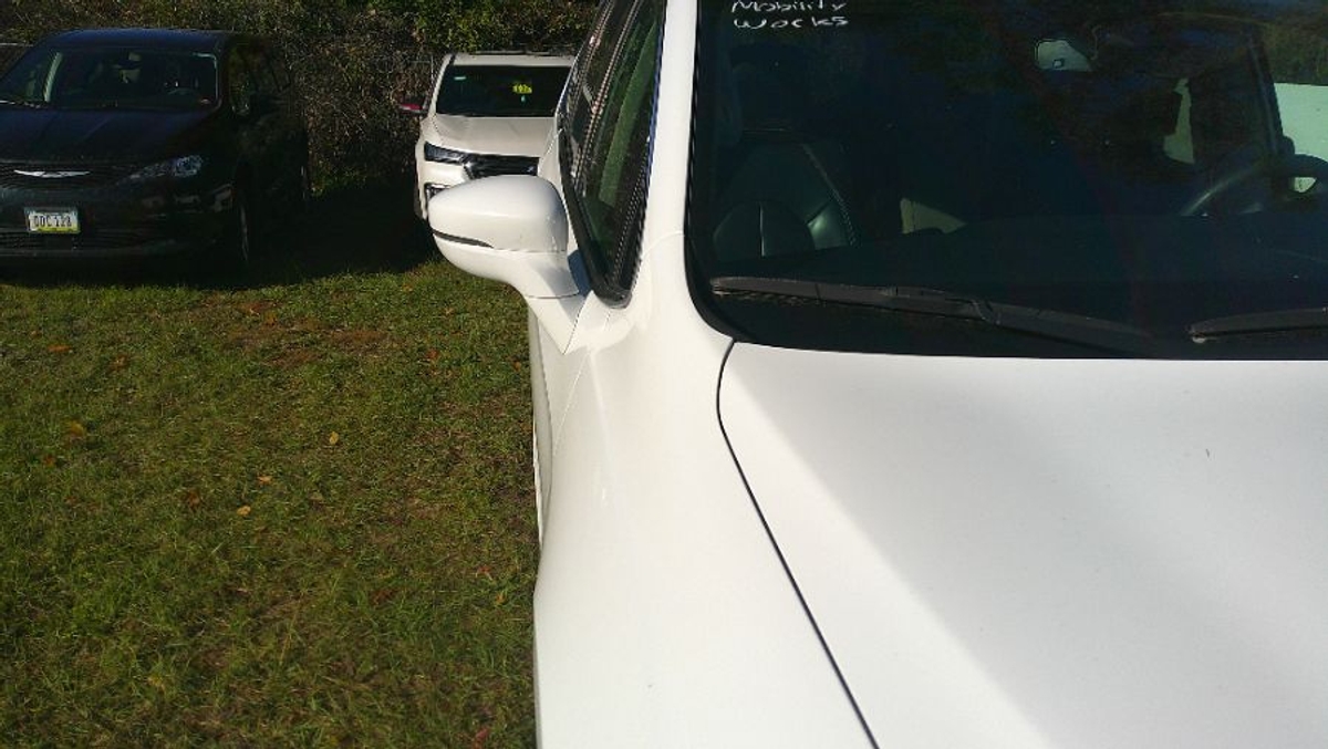 2022 CHRYSLER PACIFICA - Image 4