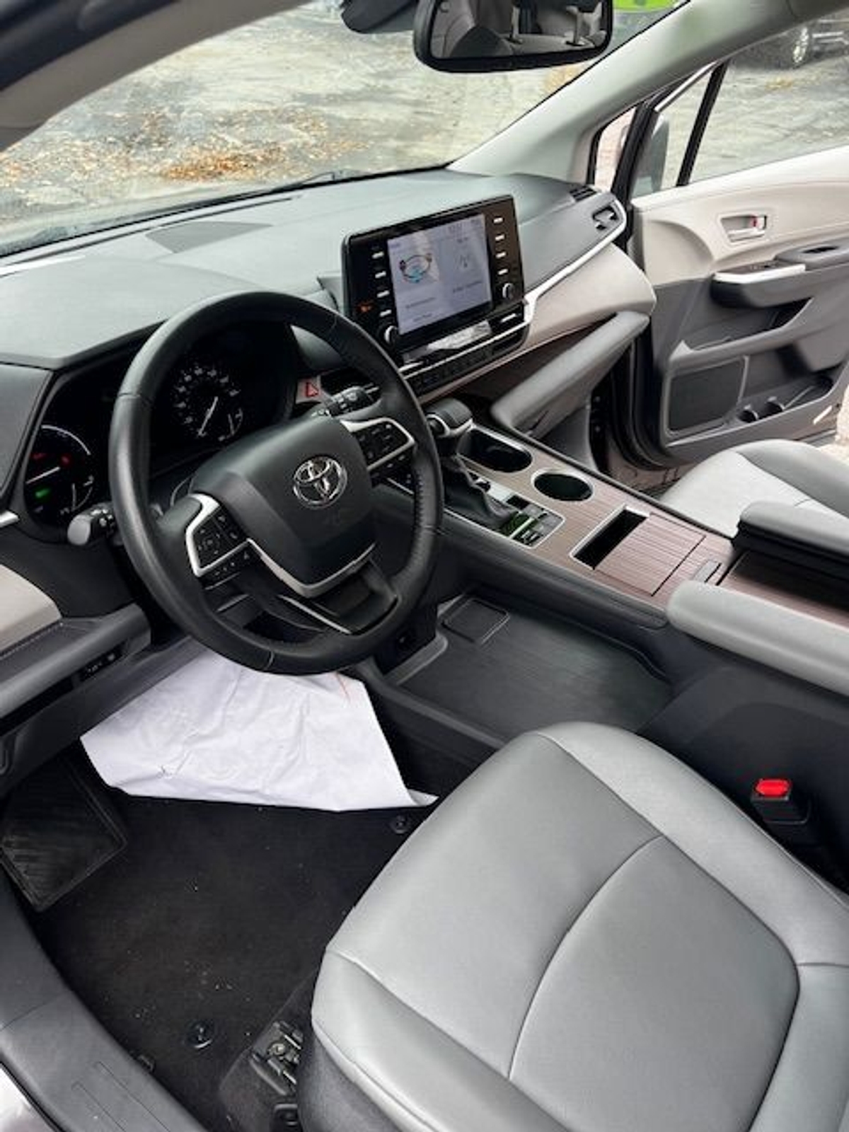 2024 TOYOTA SIENNA - Image 12