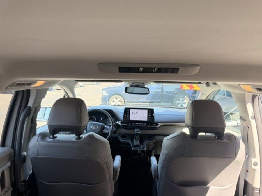 Used 2022 Toyota Sienna Hybrid XLE - BraunAbility Side Entry Fold Out Automatic Ramp