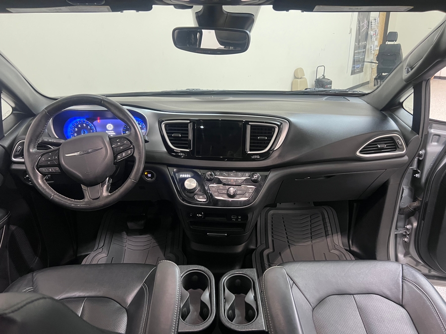 Used 2020 Chrysler Pacifica Touring L - BraunAbility Side Entry In Floor Automatic Ramp