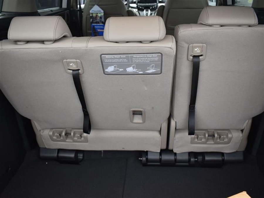 New 2026 Honda Odyssey Touring - BraunAbility Side Entry In Floor Automatic Ramp