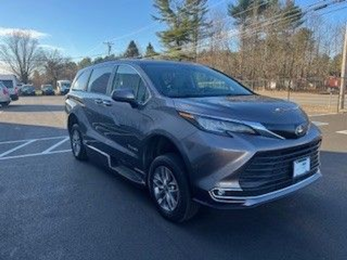 2022 TOYOTA SIENNA - Image 6