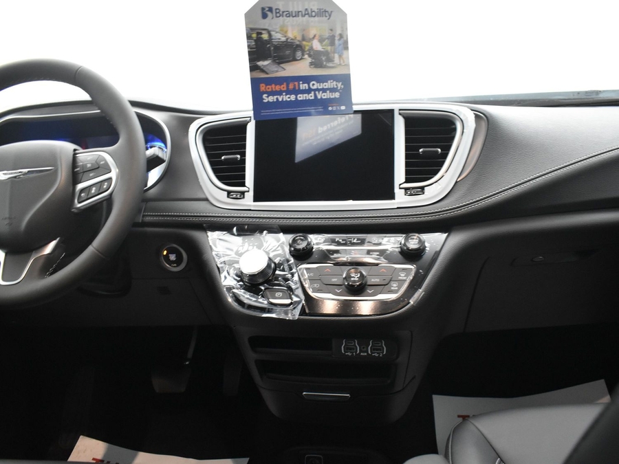 New 2025 Chrysler Pacifica Select Safety - BraunAbility Rear Entry Entry Fold Out Manual Ramp