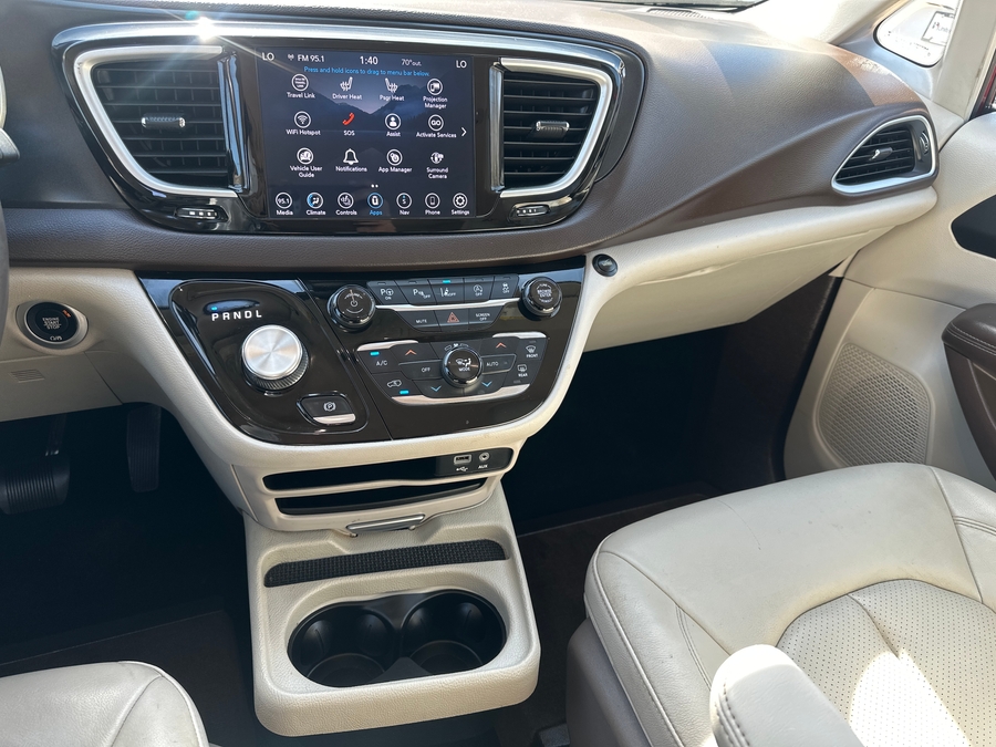 Used 2020 Chrysler Pacifica Touring L - VMI Side Entry Entry In Floor Automatic Ramp