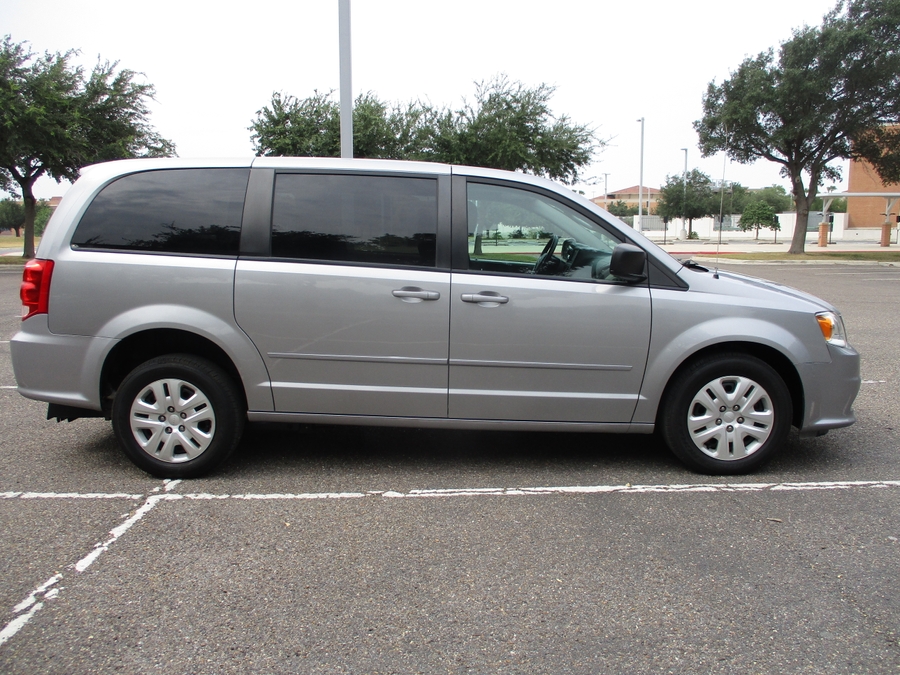 Used 2017 Dodge Grand Caravan SE - International Mobility Rear Entry Fold Out Manual Ramp
