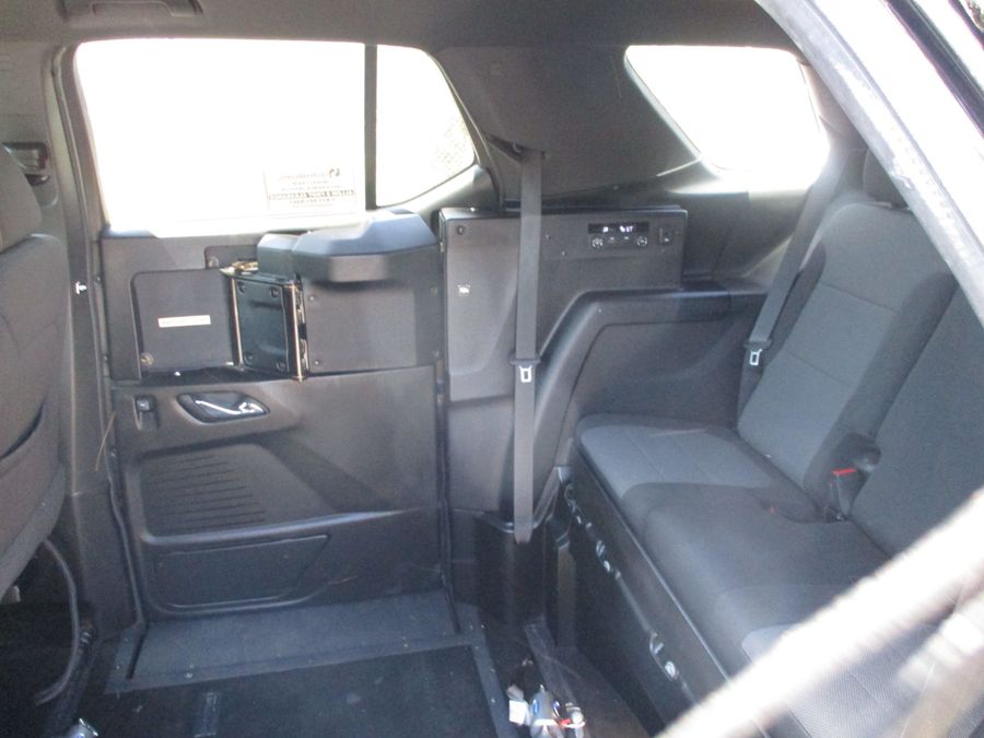 Used 2022 Chevrolet Traverse 1LT - BraunAbility Side Entry Entry In Floor Automatic Ramp