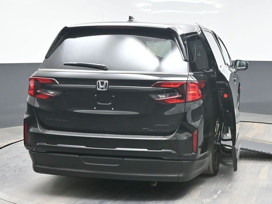 New 2026 Honda Odyssey Sport - BraunAbility Side Entry Entry In Floor Automatic Ramp