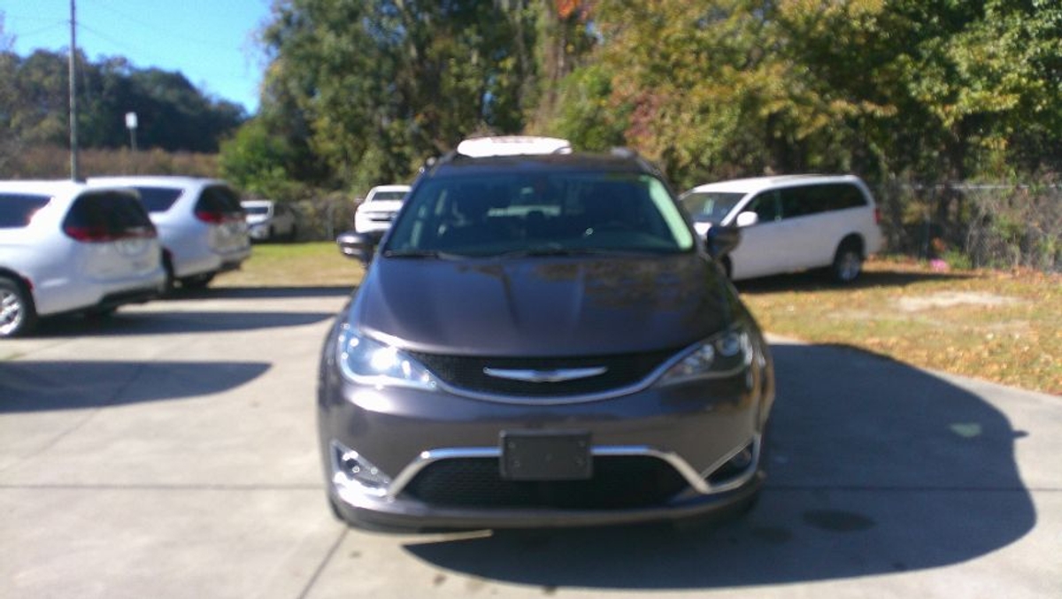 2023 CHRYSLER PACIFICA - Image 3