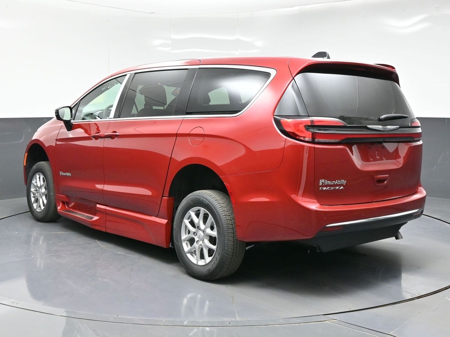 Red Chrysler Pacifica image number 4