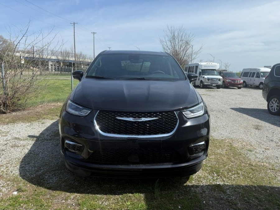 Número de imagen Chrysler Pacifica negro 1
