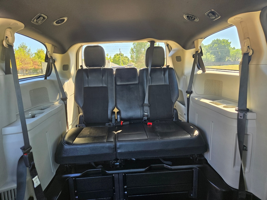 Used 2020 Dodge Grand Caravan SXT - BraunAbility Side Entry Fold Out Automatic Ramp