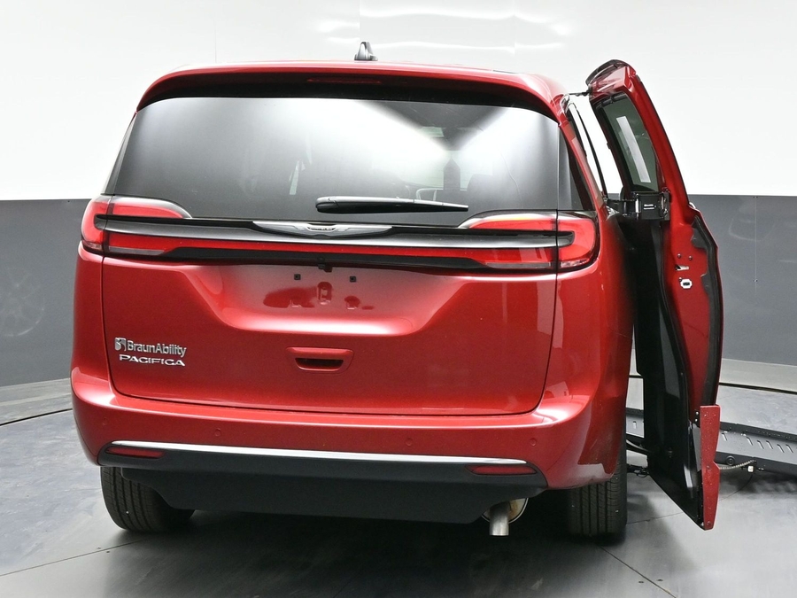 Red Chrysler Pacifica image number 5