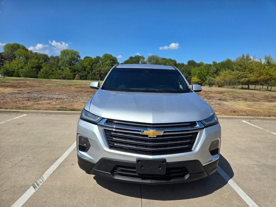 Used 2022 Chevrolet Traverse 1LT - BraunAbility Side Entry In Floor Automatic Ramp