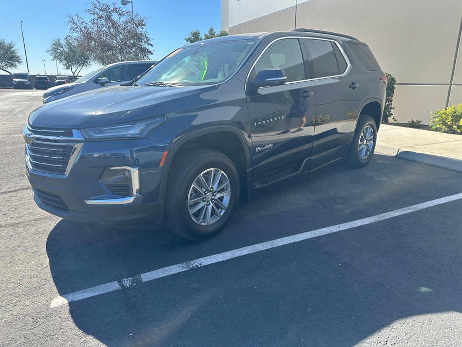 Used 2022 Chevrolet Traverse 1LT - BraunAbility Side Entry Entry In Floor Automatic Ramp
