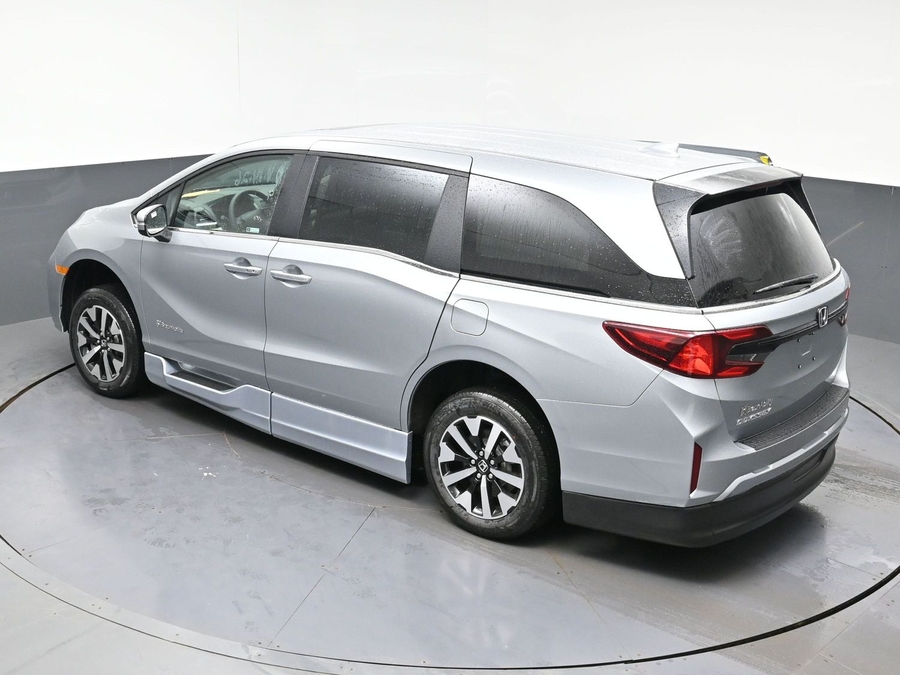 New 2026 Honda Odyssey EX-L - BraunAbility Side Entry Entry In Floor Automatic Ramp
