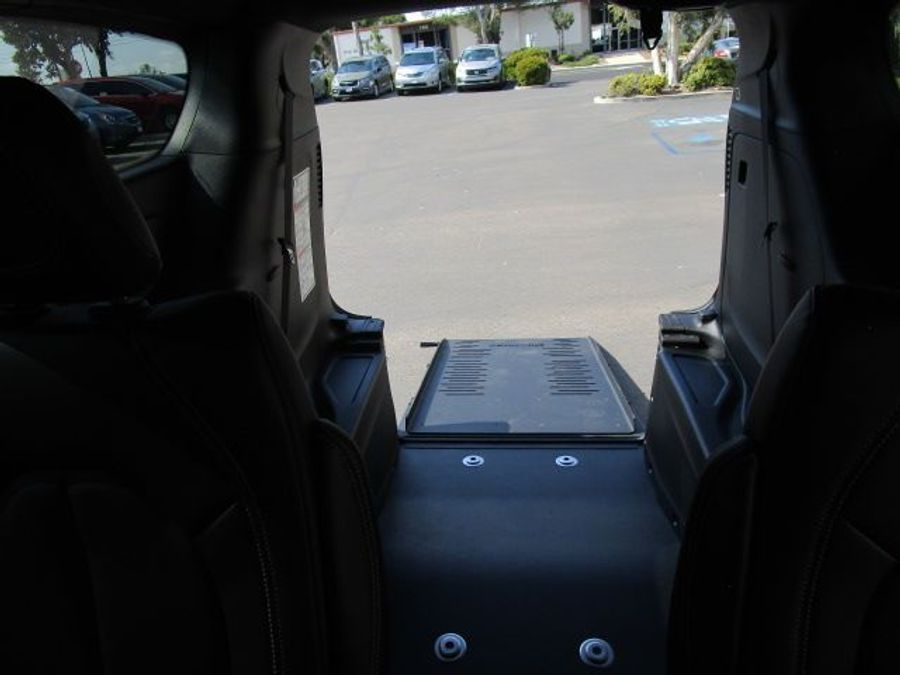 New 2025 Chrysler Pacifica Select Safety - BraunAbility Rear Entry Entry Fold Out Manual Ramp