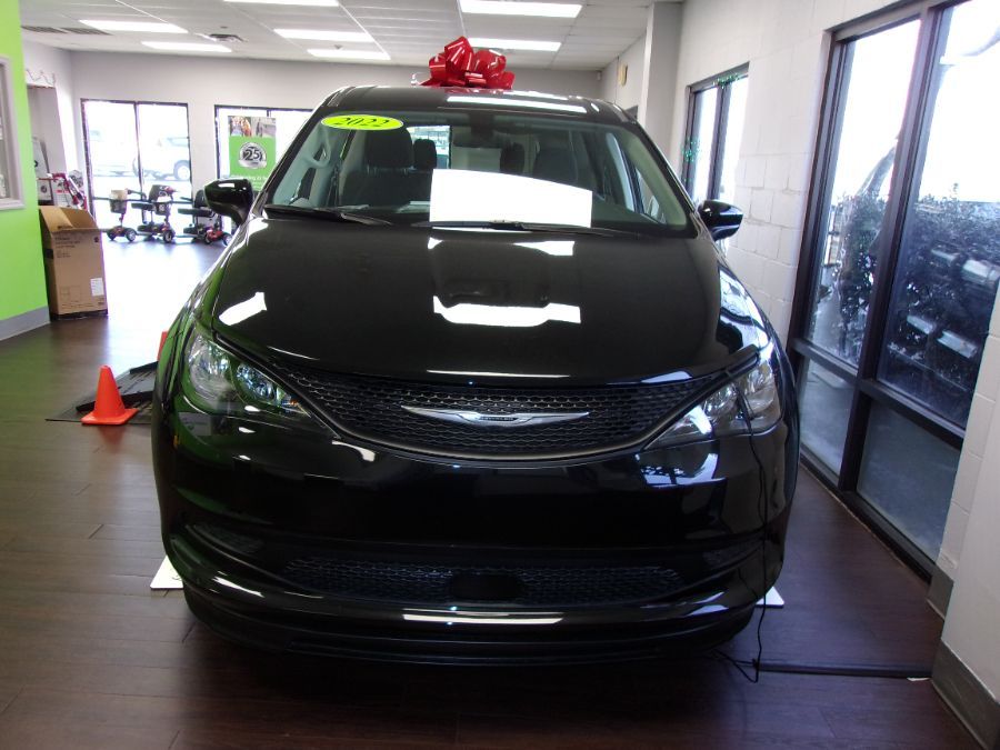 Chrysler Voyager negro imagen número 9