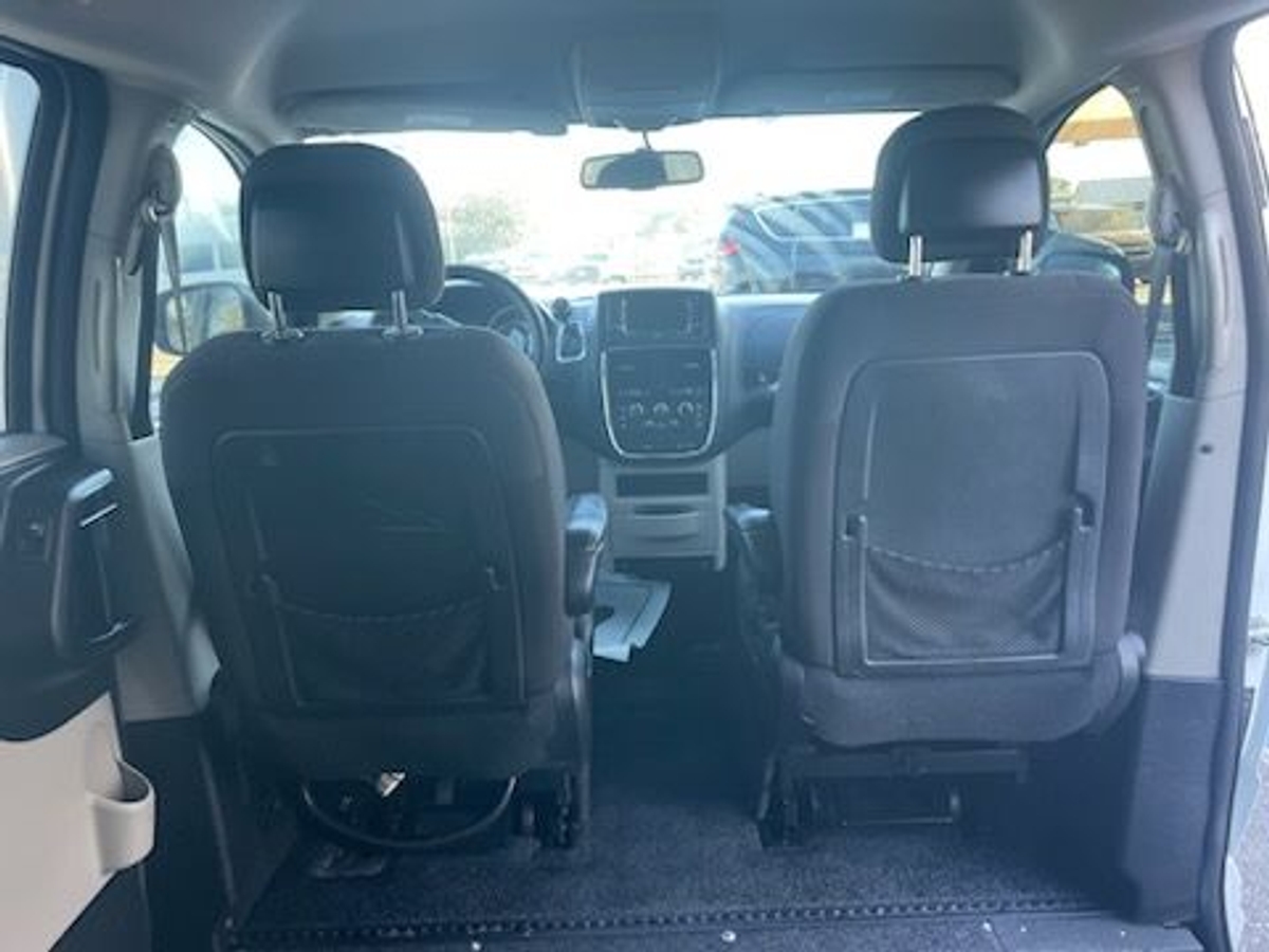 2018 DODGE GRAND CARAVAN - Image 11