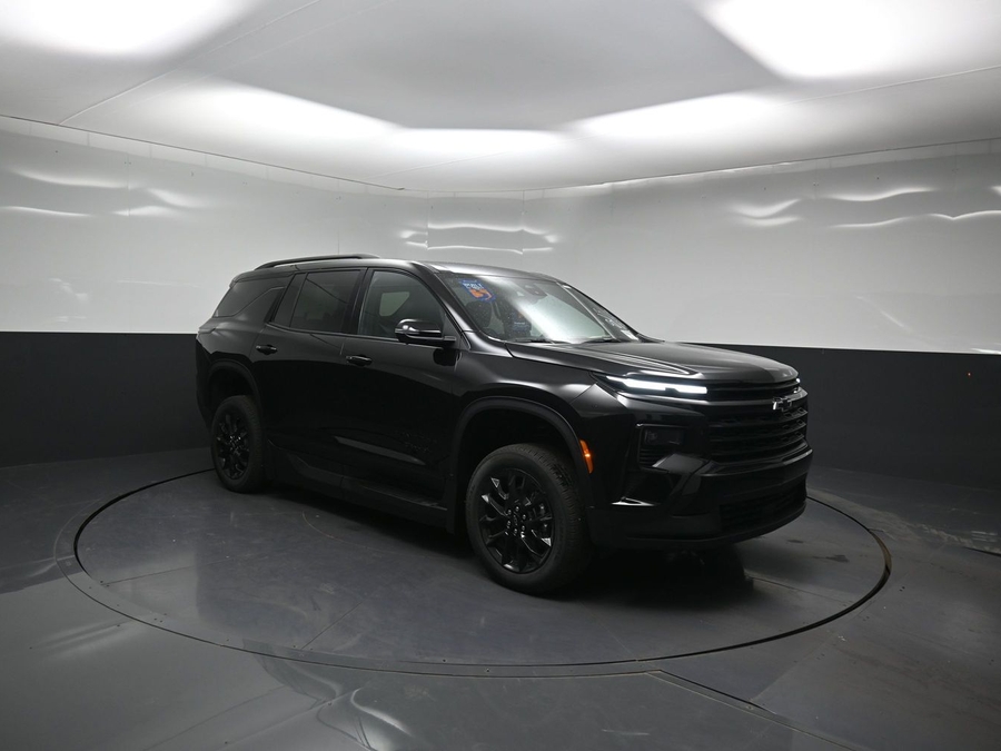 New 2026 Chevrolet Traverse 1LT Midnight - BraunAbility Side Entry In Floor Automatic Ramp