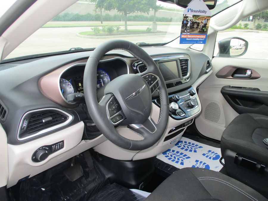 Used 2024 Chrysler Voyager LX - BraunAbility Side Entry Entry In Floor Automatic Ramp