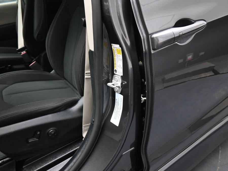 Used 2023 Chrysler Voyager LX - BraunAbility Side Entry Fold Out Automatic Ramp