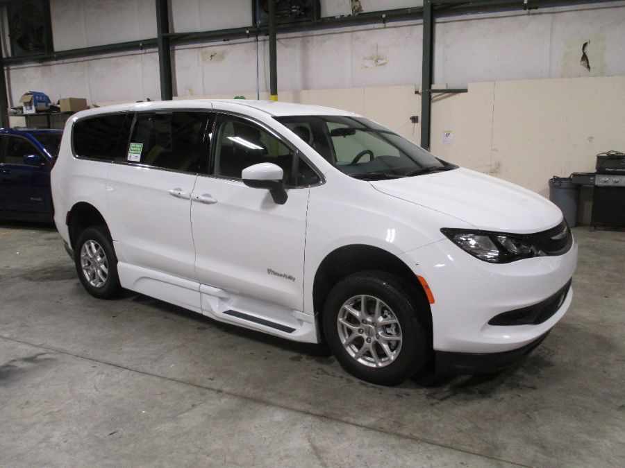 2022 CHRYSLER VOYAGER - Image 10