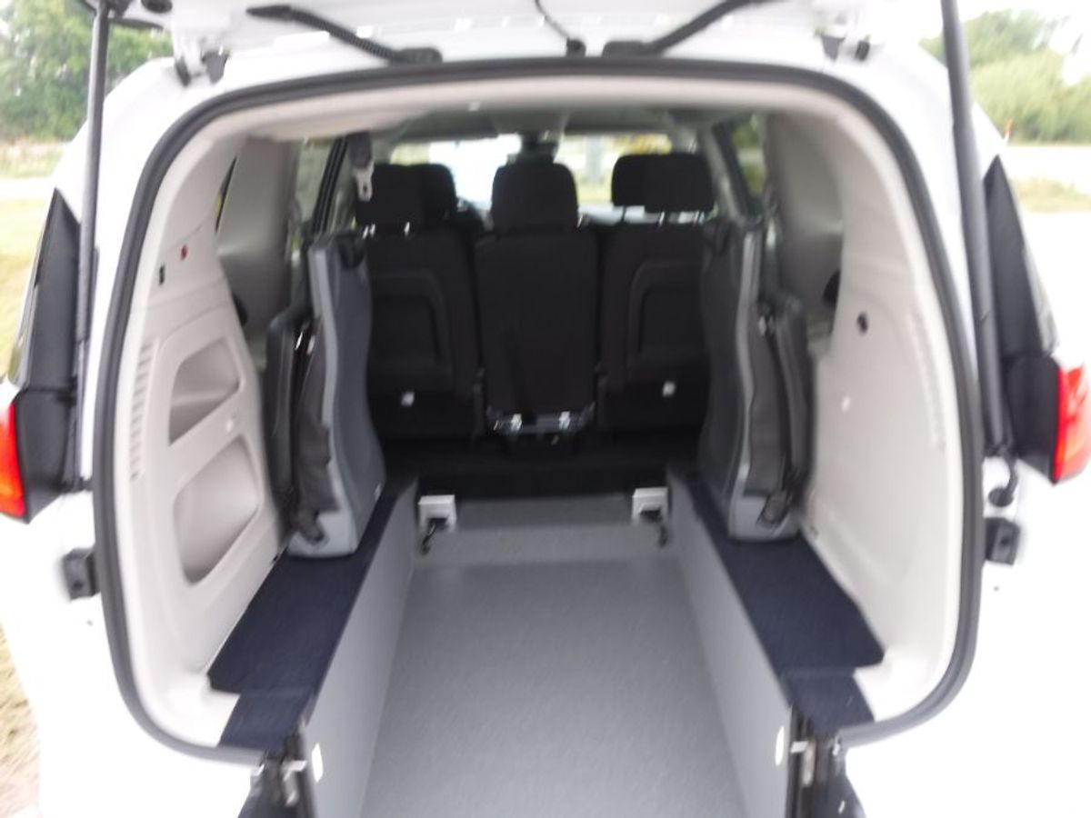 2024 CHRYSLER VOYAGER - Image 20