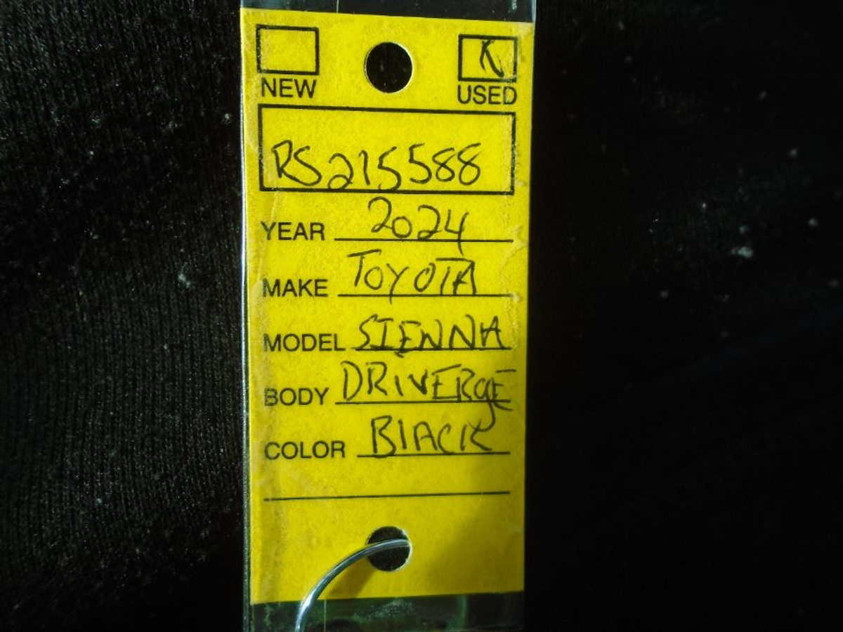 2024 TOYOTA SIENNA - Image 15