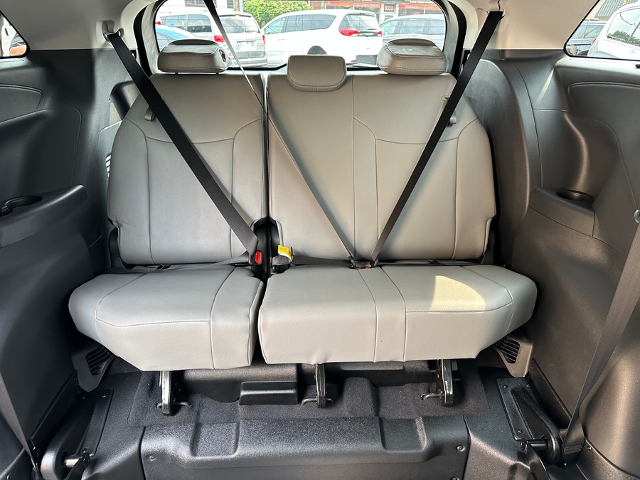 Black Toyota Sienna image number 6