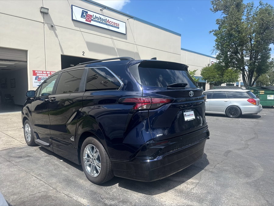 Used 2023 Toyota Sienna Hybrid XSE Sport - VMI Side Entry Entry In Floor Automatic Ramp