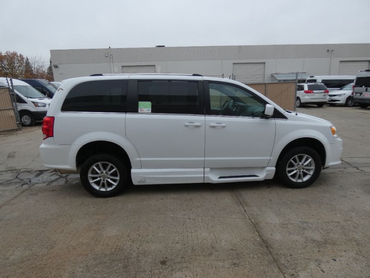 2019 DODGE GRAND CARAVAN - Image 12