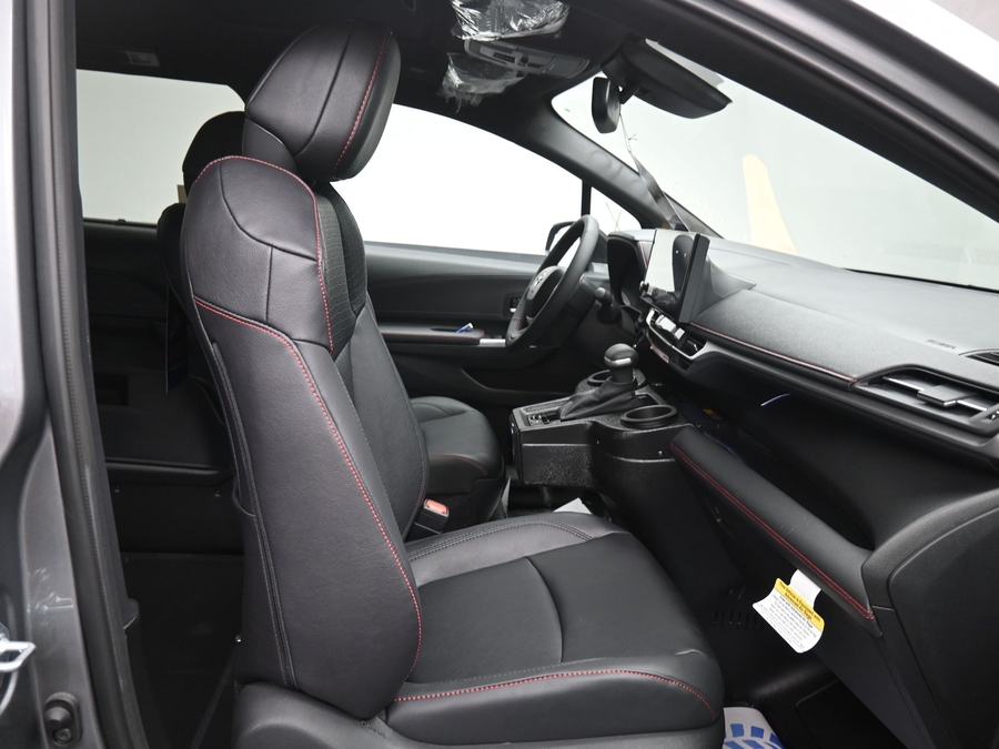 New 2026 Toyota Sienna Hybrid XSE Sport - BraunAbility Side Entry In Floor Automatic Ramp