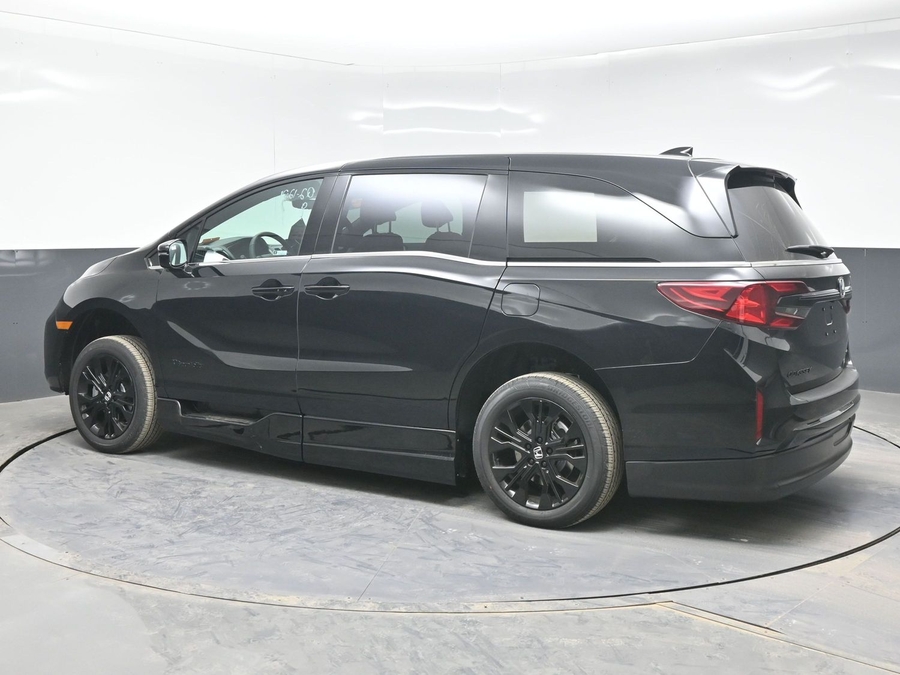 New 2026 Honda Odyssey Sport - BraunAbility Side Entry Entry In Floor Automatic Ramp