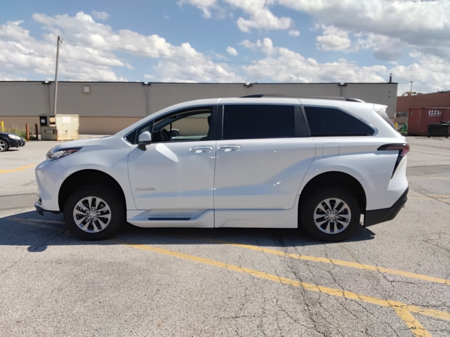 Silver Toyota Sienna with Side Entry Automatic Fold Out ramp