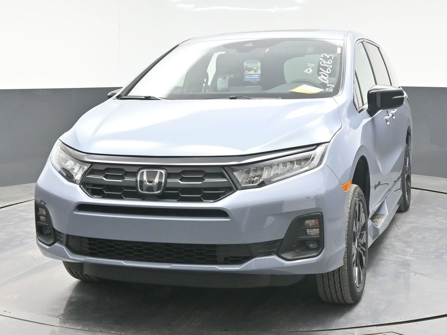 New 2026 Honda Odyssey Sport - BraunAbility Side Entry In Floor Automatic Ramp