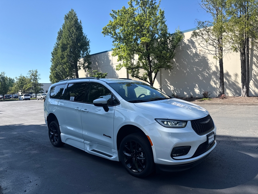Used 2023 Chrysler Pacifica Touring L Sport - BraunAbility Side Entry Entry Fold Out Automatic Ramp