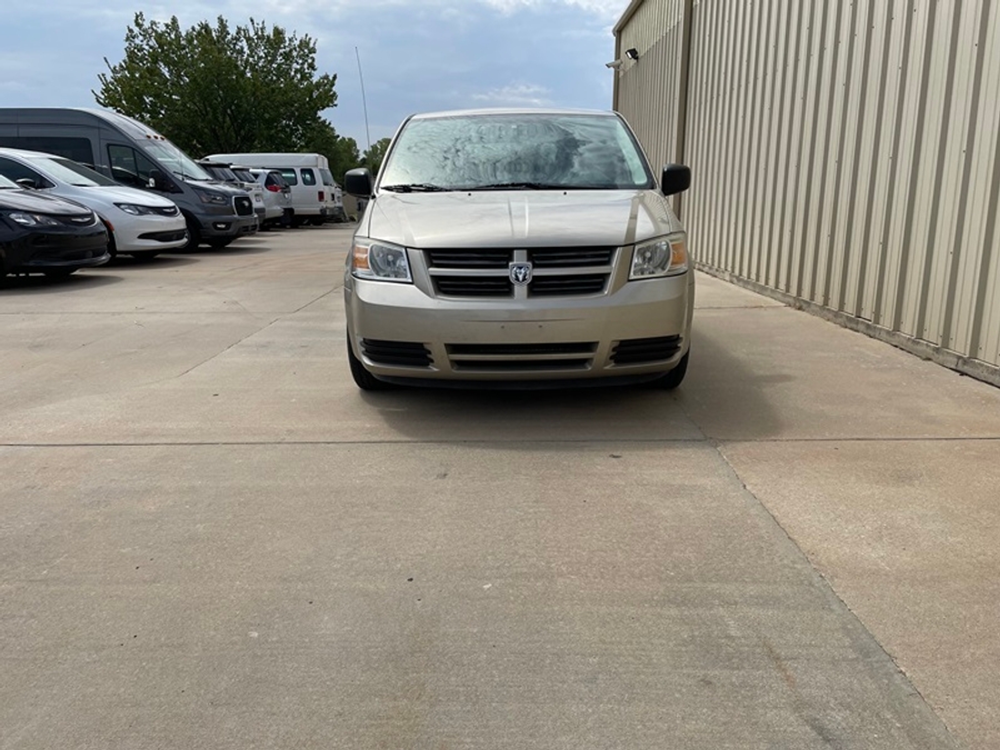 Used 2009 Dodge Grand Caravan SE - BraunAbility Side Entry Fold Out Automatic Ramp